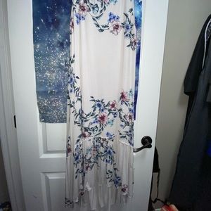 Entro Floral slight High-Low Dress